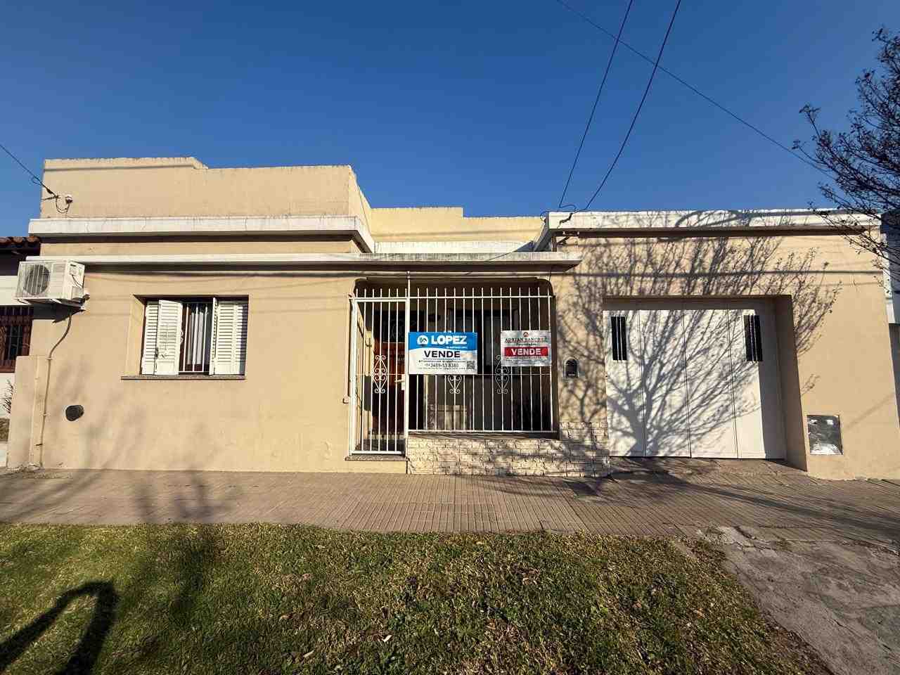CASA A LA VENTA EN CAMPANA!