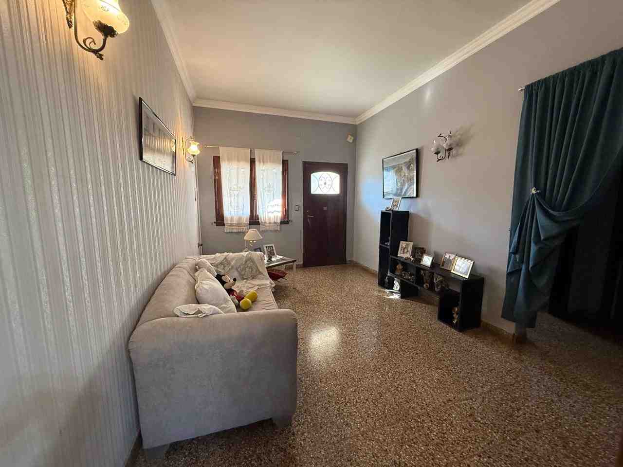 CASA A LA VENTA EN CAMPANA!