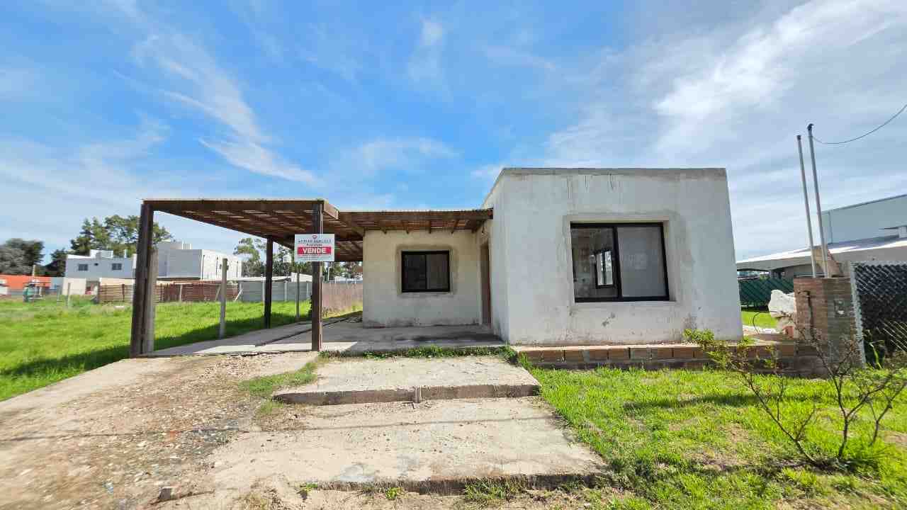 Casa Bº Ebenezer a terminar a la Venta