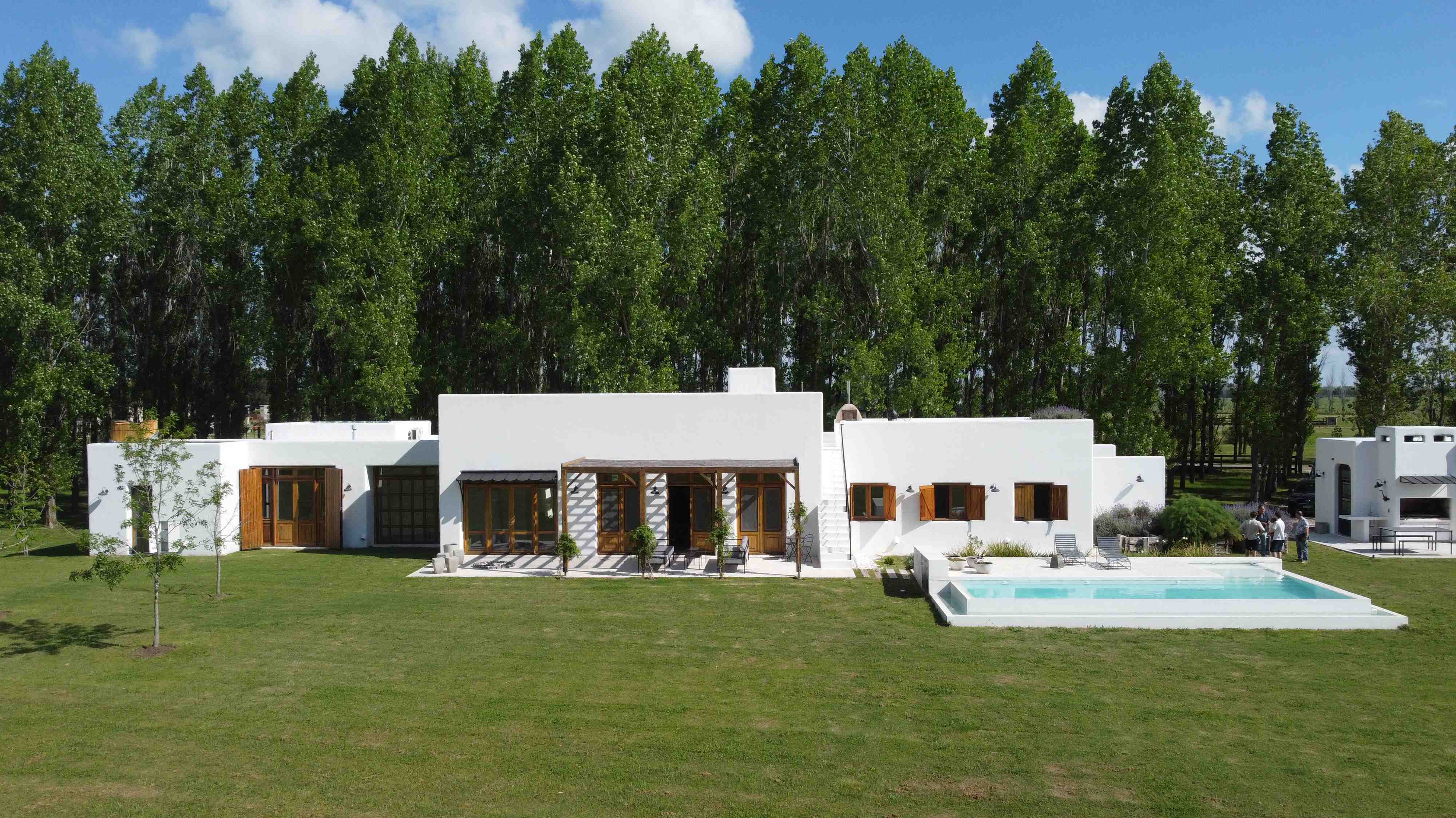 Casa de Campo ubicada en La Macarena, Exaltación de la Cruz