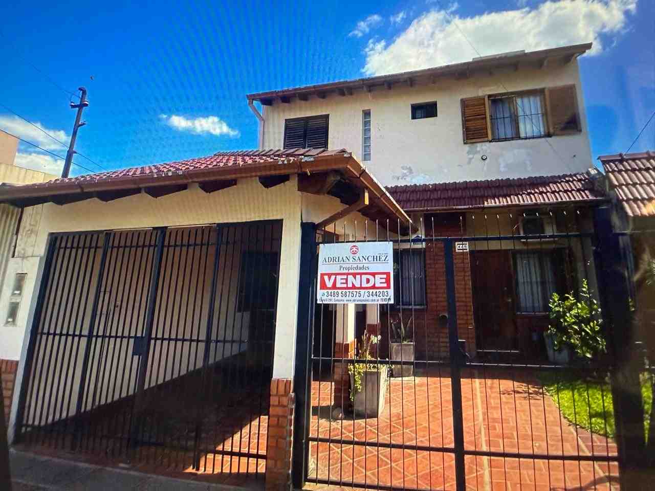 Casa En Venta En Barrio Dalmine 