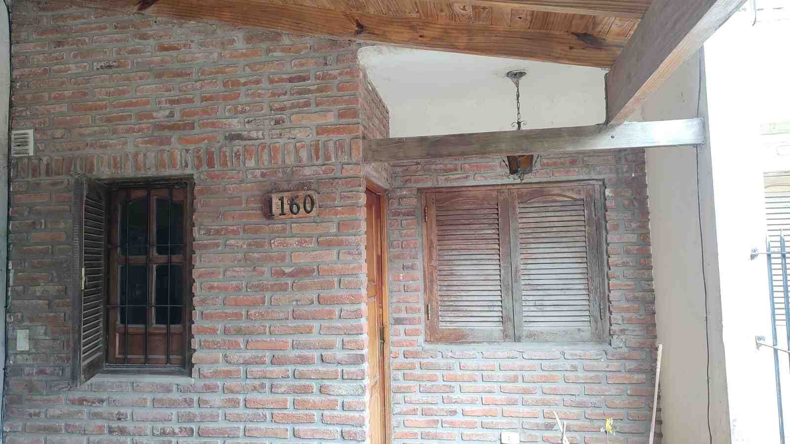 Casa en alquiler - Zarate